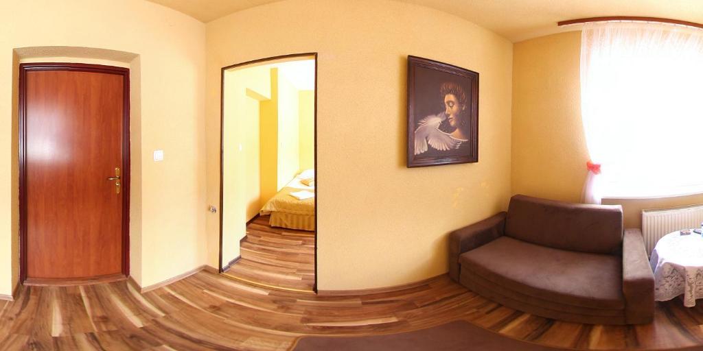 Noclegi Gwardia Koszalin Quarto foto